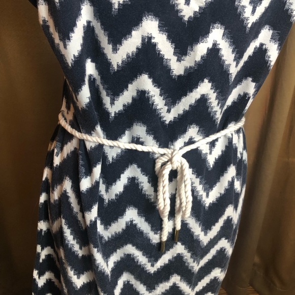 Tommy Hilfiger Short Sleeve Chevron Dress - Picture 8 of 16